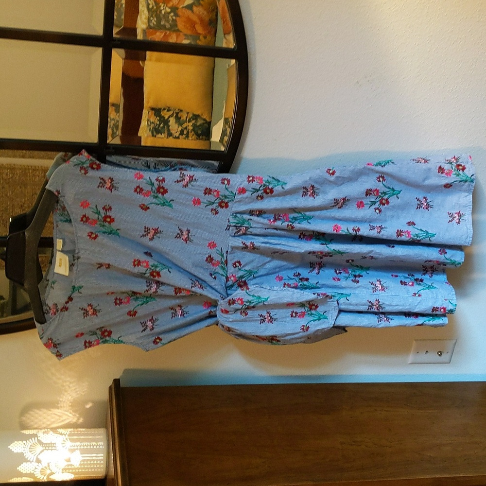 Maeve pin stripe with embroidered flower details